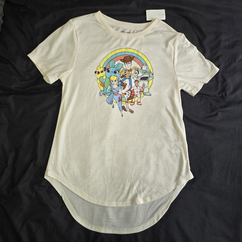 ⭐️Womens Disney Graphic T